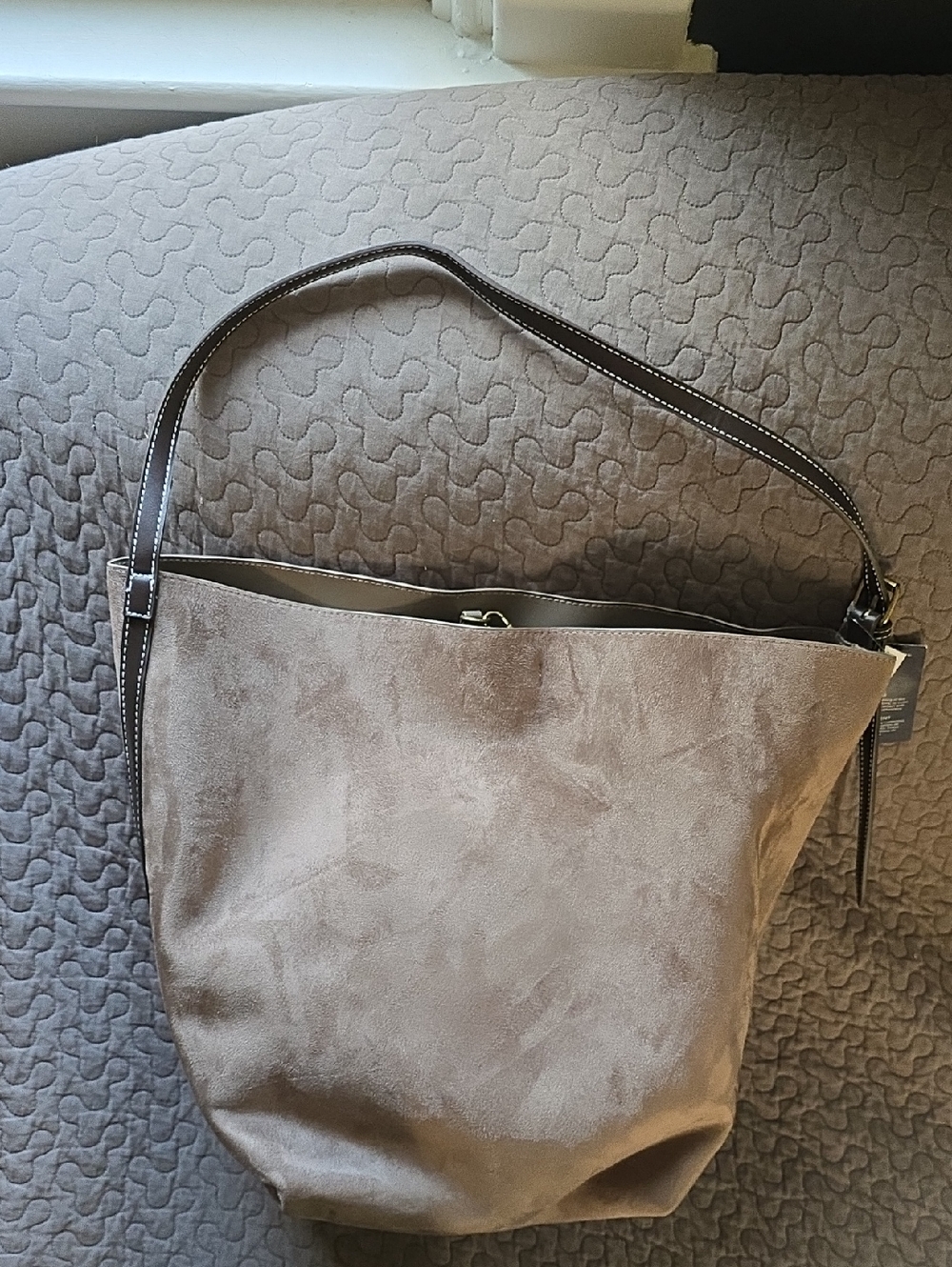 GAP Women’s Suede Hobo Shoulder Bag in Taupe
